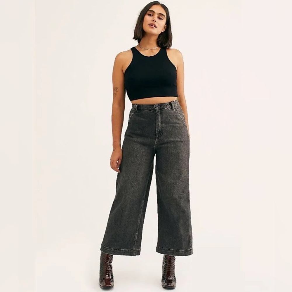 Free People We The Free CRVY Berlin Wide-Leg Cropped Jeans Washed Black Size 28